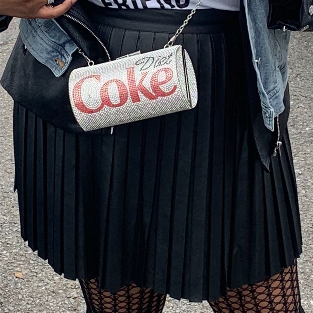 FAUX LEATHER PLEATED SKIRT *PLUS SIZE*
